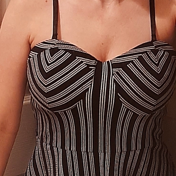 Material Girl Duo-2 Style Blk/White Striped Flair Skater Dress Size L - Picture 5 of 13